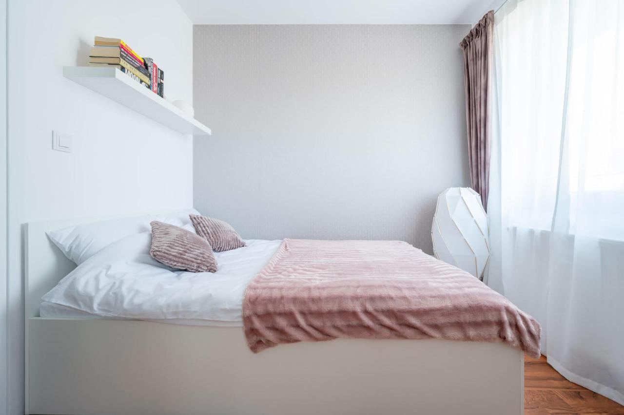 Seaesta Darlowo - Komfortowe Pokoje I Apartamenty Exterior foto